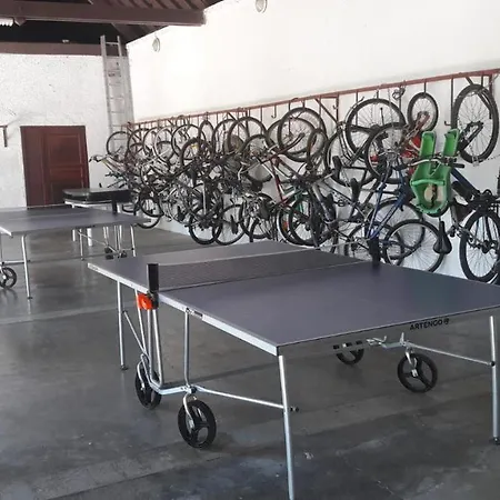 Estudio Con Piscina En
